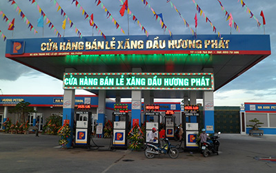 Bảng điện tử lắp cho cây xăng